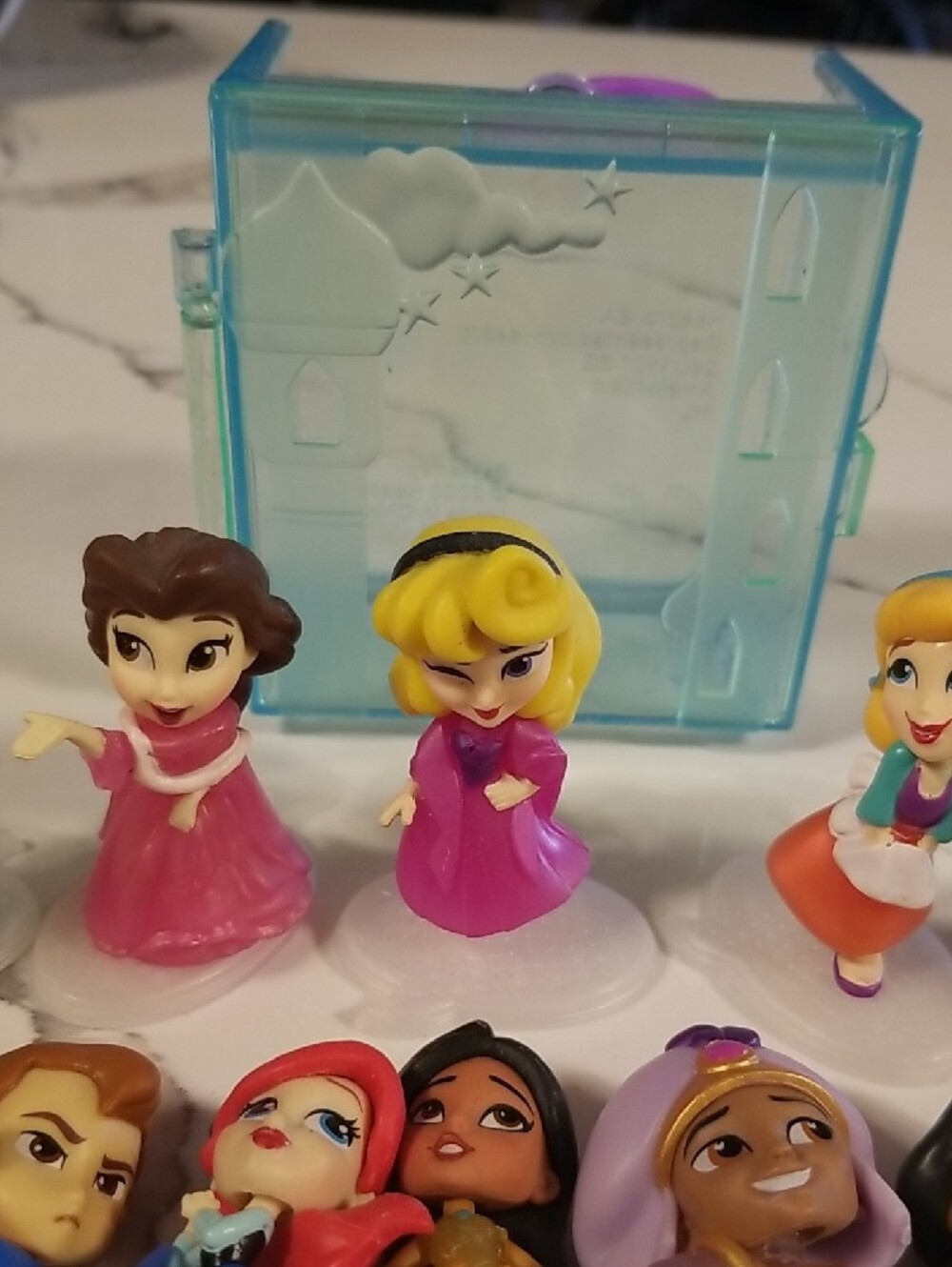 Disney Princess Comics Figures Lot - Picture 5 of 6